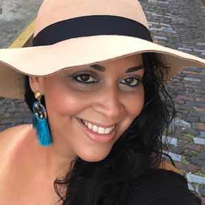 Meet your Posher, Veronica